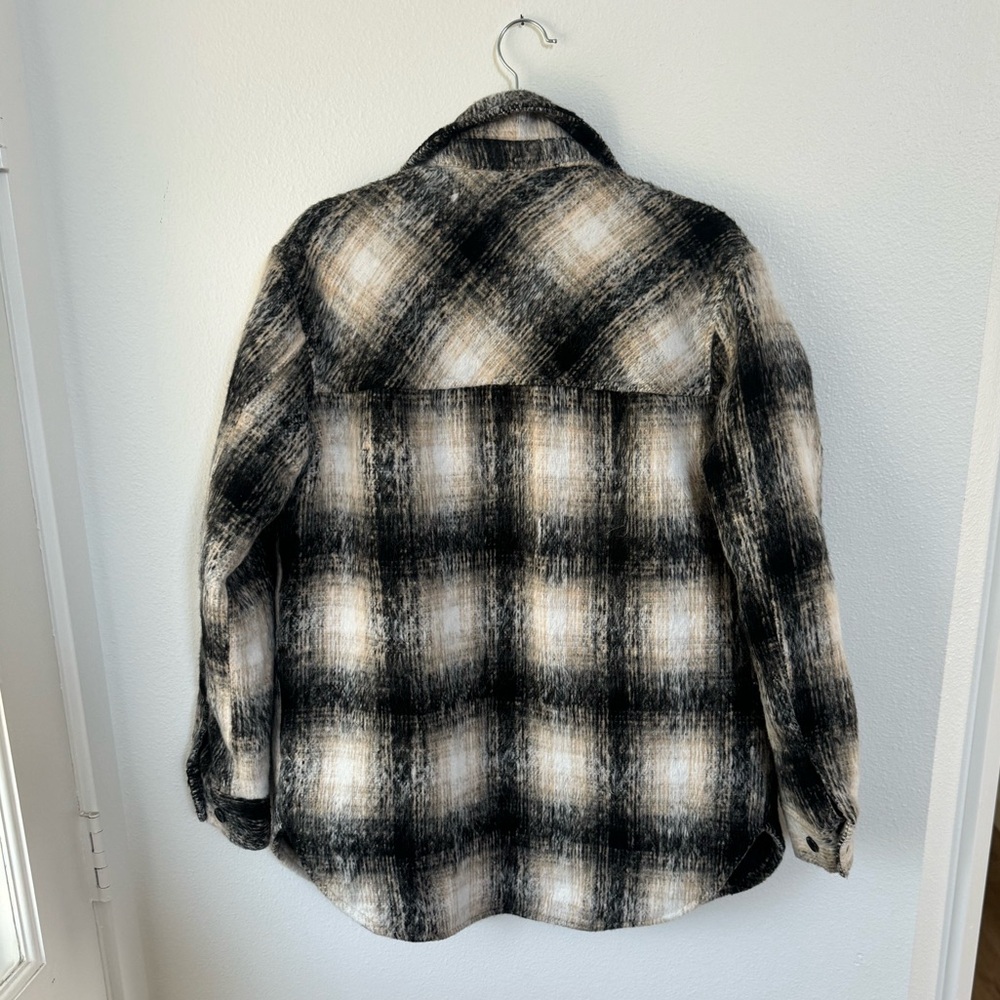 Thread and Supply Quilted Shacket - Picture 3 of 4